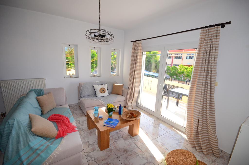 Christina Apartment Kissamos Luaran gambar
